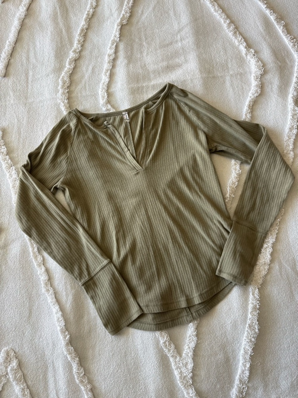 Free People Olive Ribbed V-Notch Long Sleeve Top XL